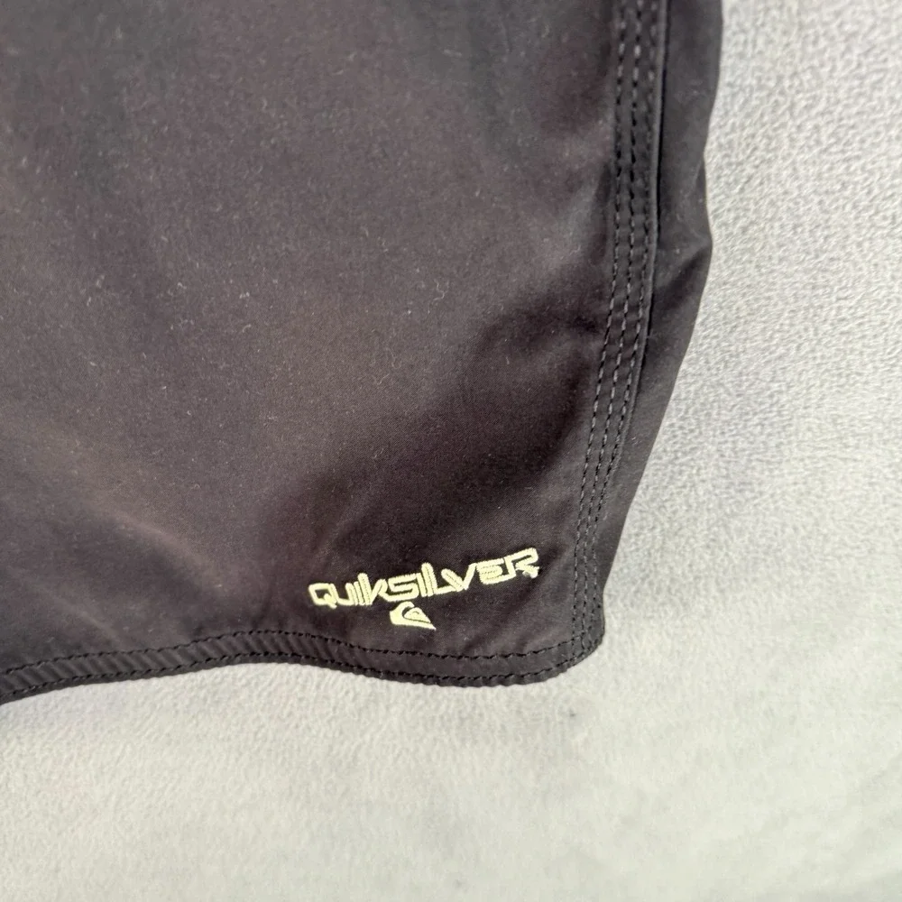 Y2K Quicksilver Board‎ Shorts Black 36 Surfing Swim Embroidered